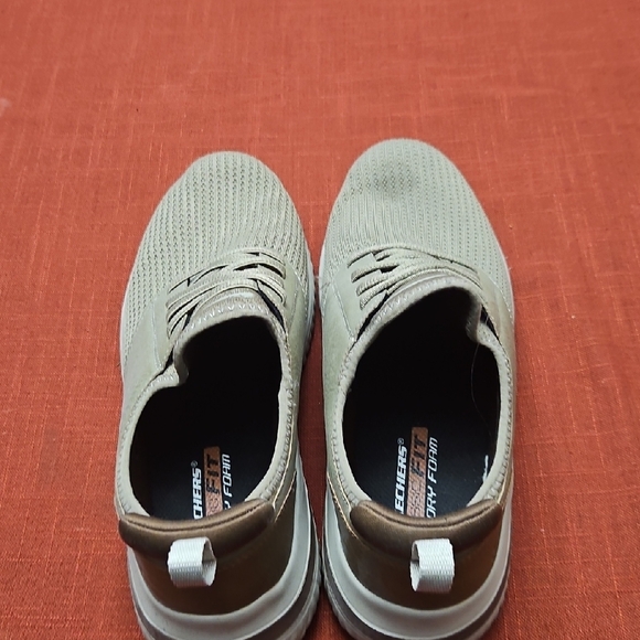 Skechers Men's Beige Sneakers - Picture 3 of 8